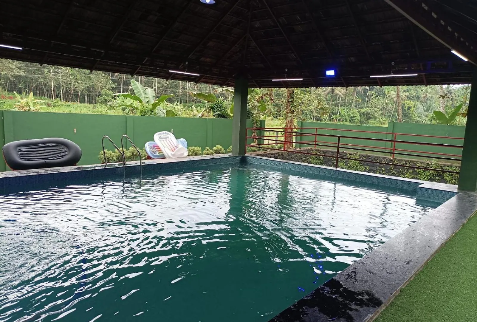 Σπίτι διακοπών Vintage Valley Heritage Home Thodupuzha Ινδία